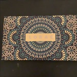 Lorac eyeshadow/blush palette